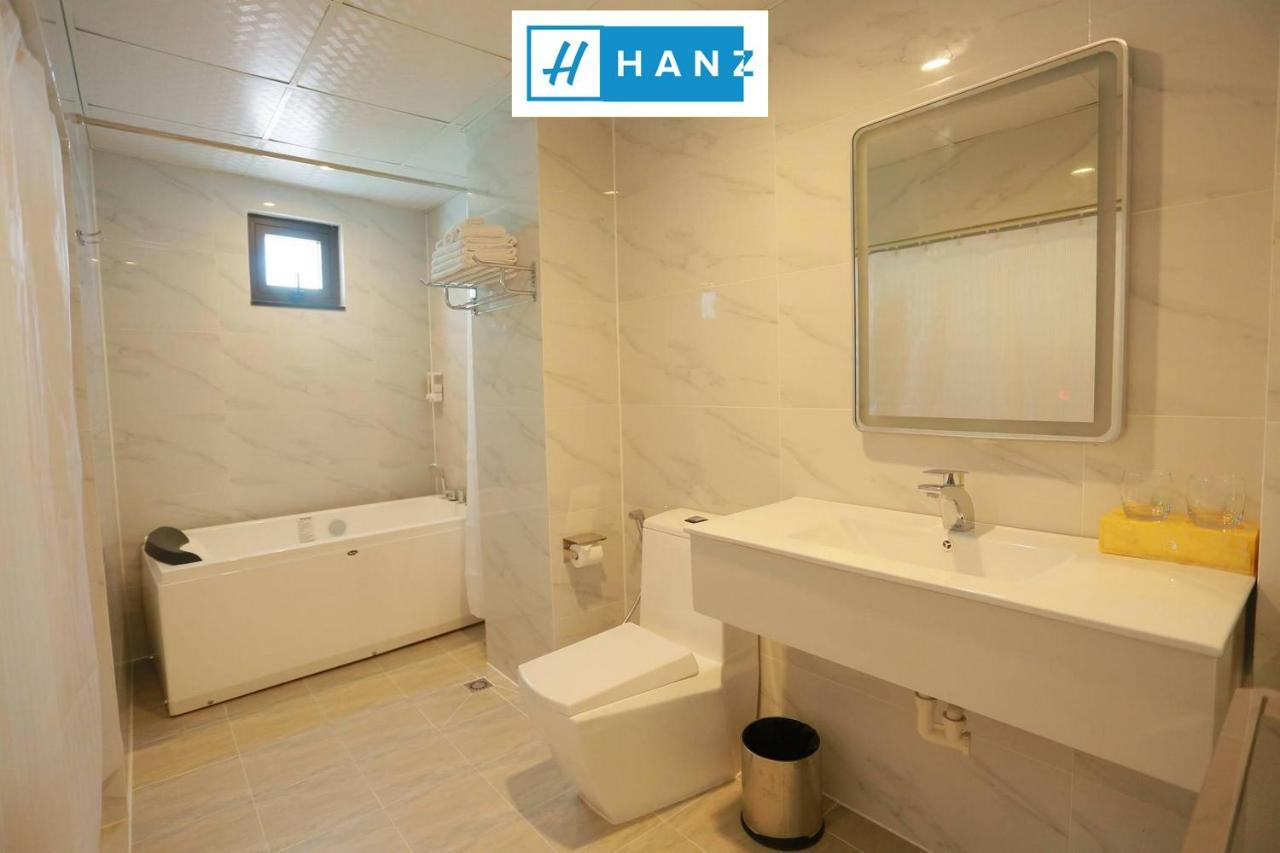 Khách sạn hẻo lánh Hanz Sơn Mi